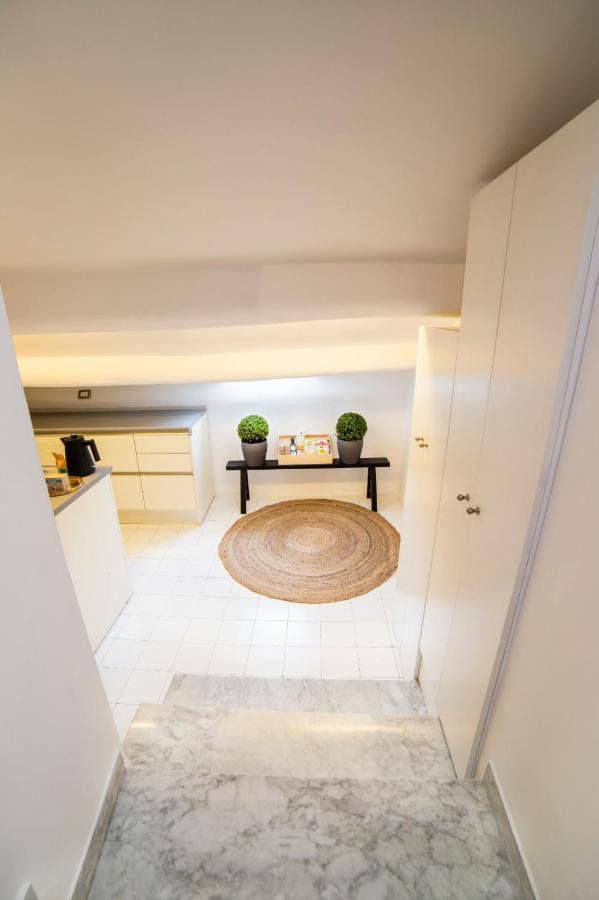 Inn Lucina 35 Рим Екстериор снимка