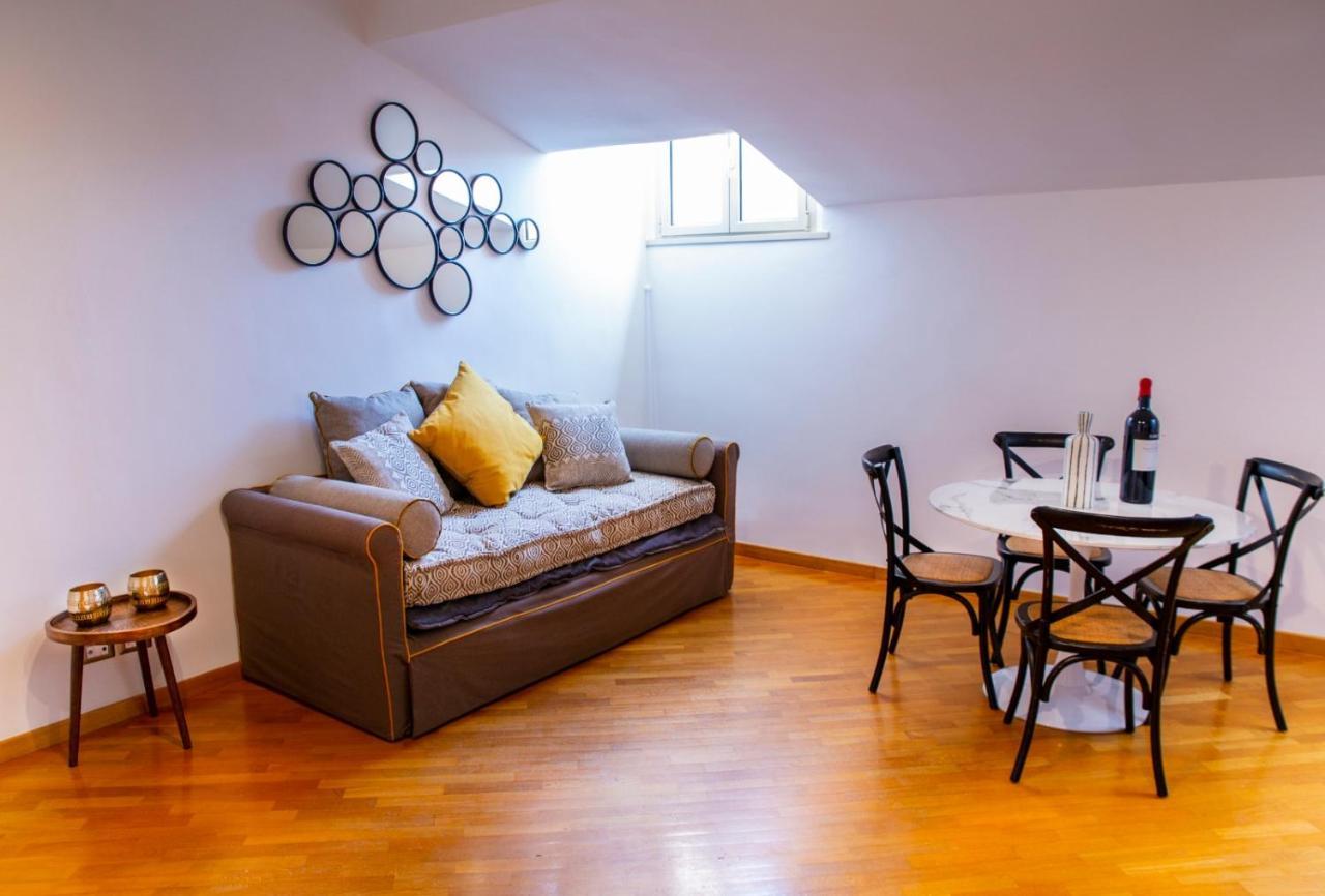 Inn Lucina 35 Рим Екстериор снимка