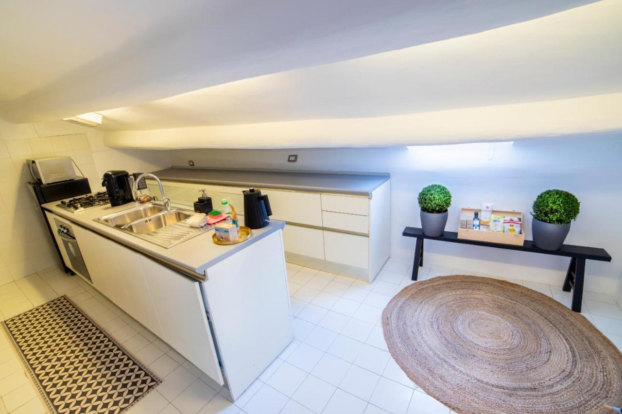Inn Lucina 35 Рим Екстериор снимка