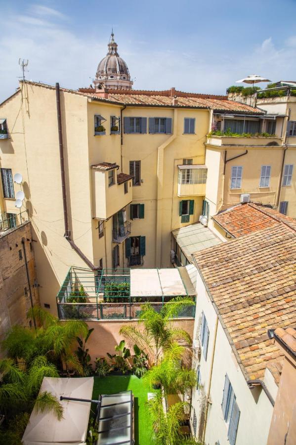 Inn Lucina 35 Рим Екстериор снимка